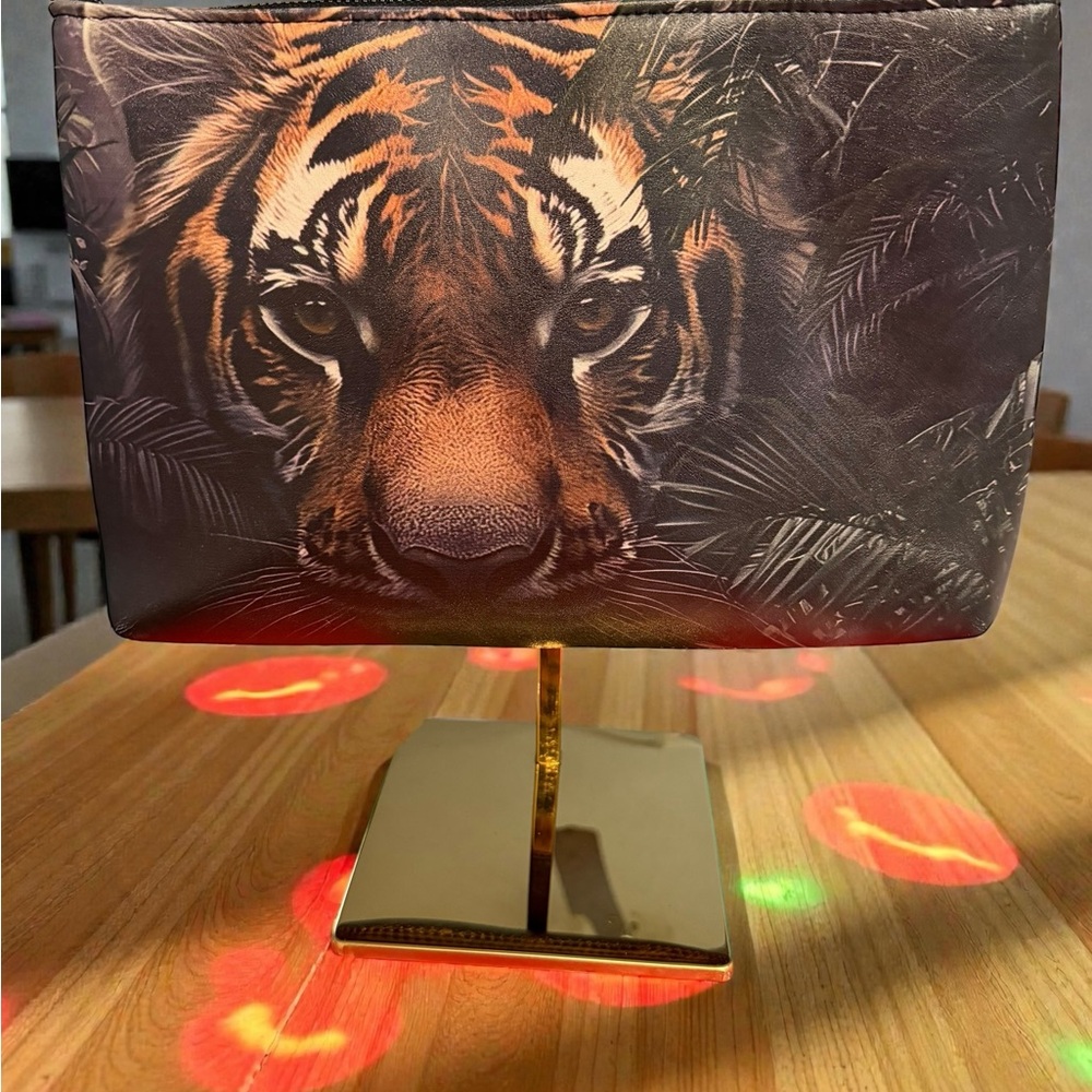 Tiger Hand Painted Crossbody Bag - Picture 5 of 9